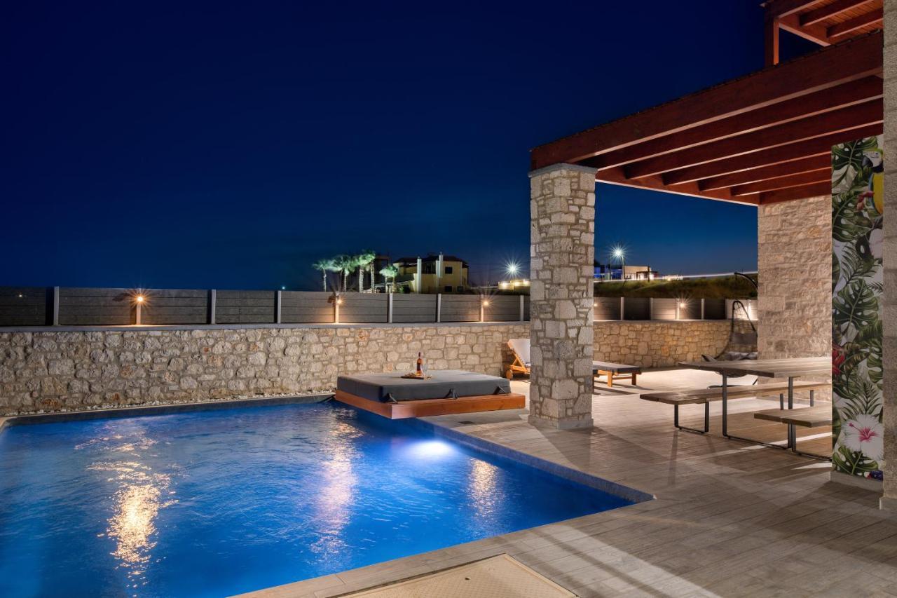 Southrock Villas Lakhania Extérieur photo