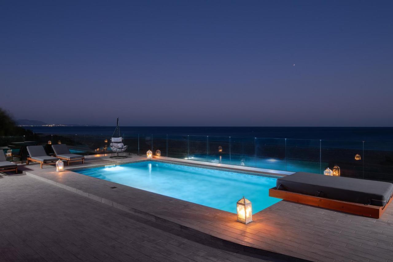 Southrock Villas Lakhania Extérieur photo