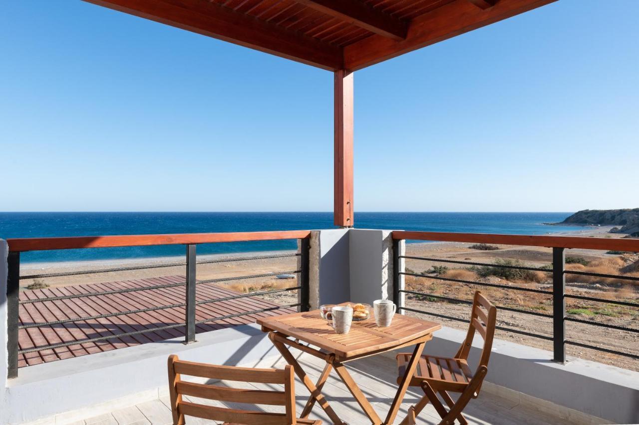 Southrock Villas Lakhania Extérieur photo