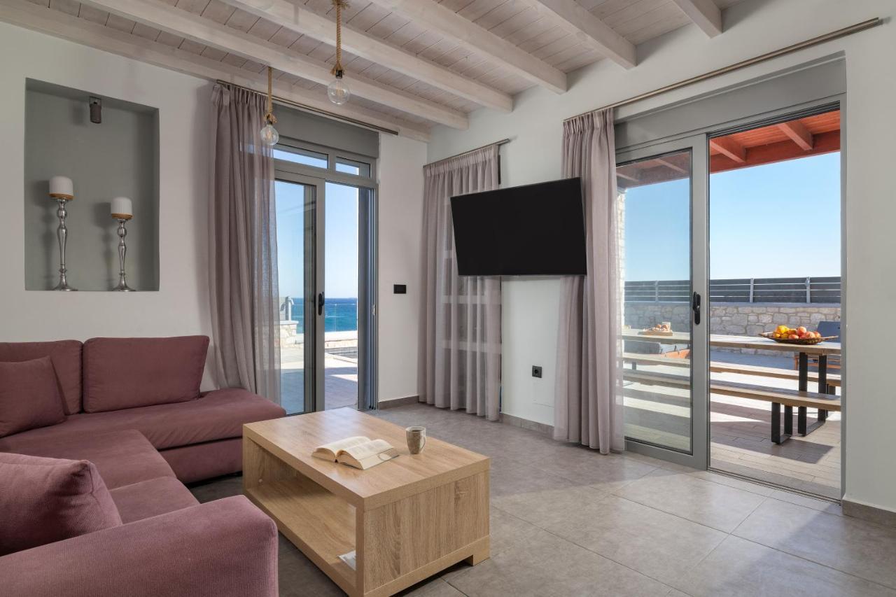 Southrock Villas Lakhania Extérieur photo